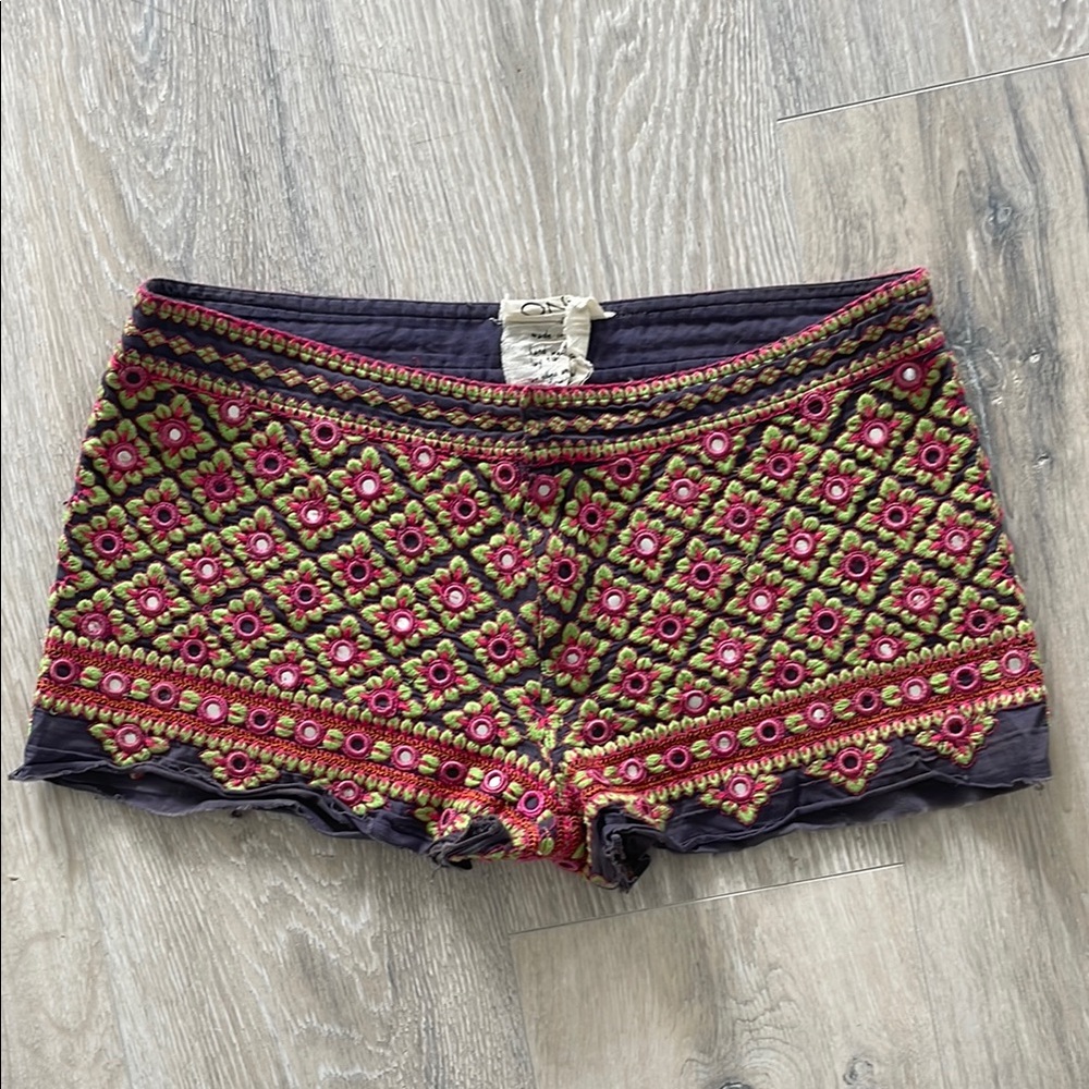 FP One Embroidered and Mirrored Shorts Made in India Sz. 4